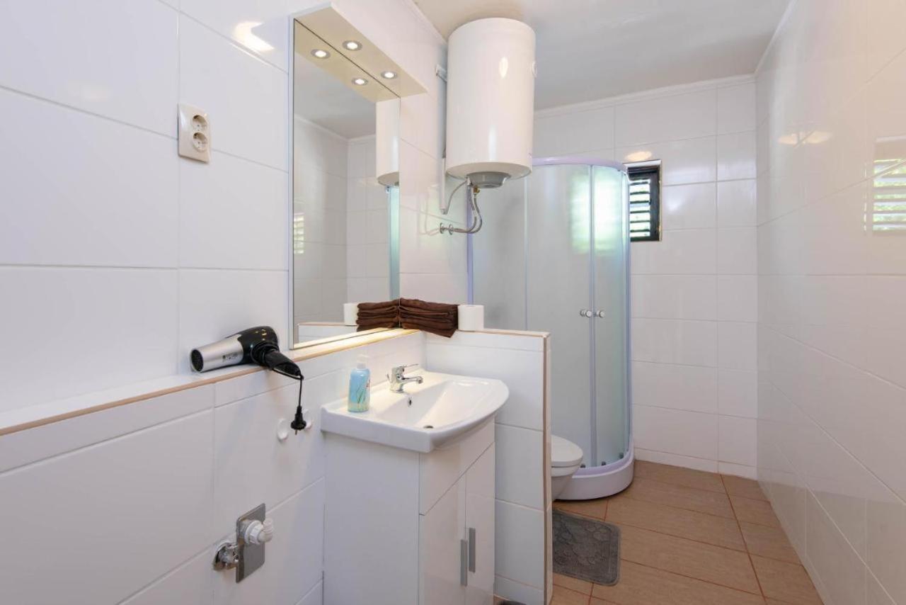Apartments Ljiljana Orebić Екстериор снимка