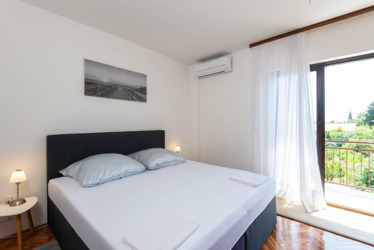 Apartments Ljiljana Orebić Екстериор снимка